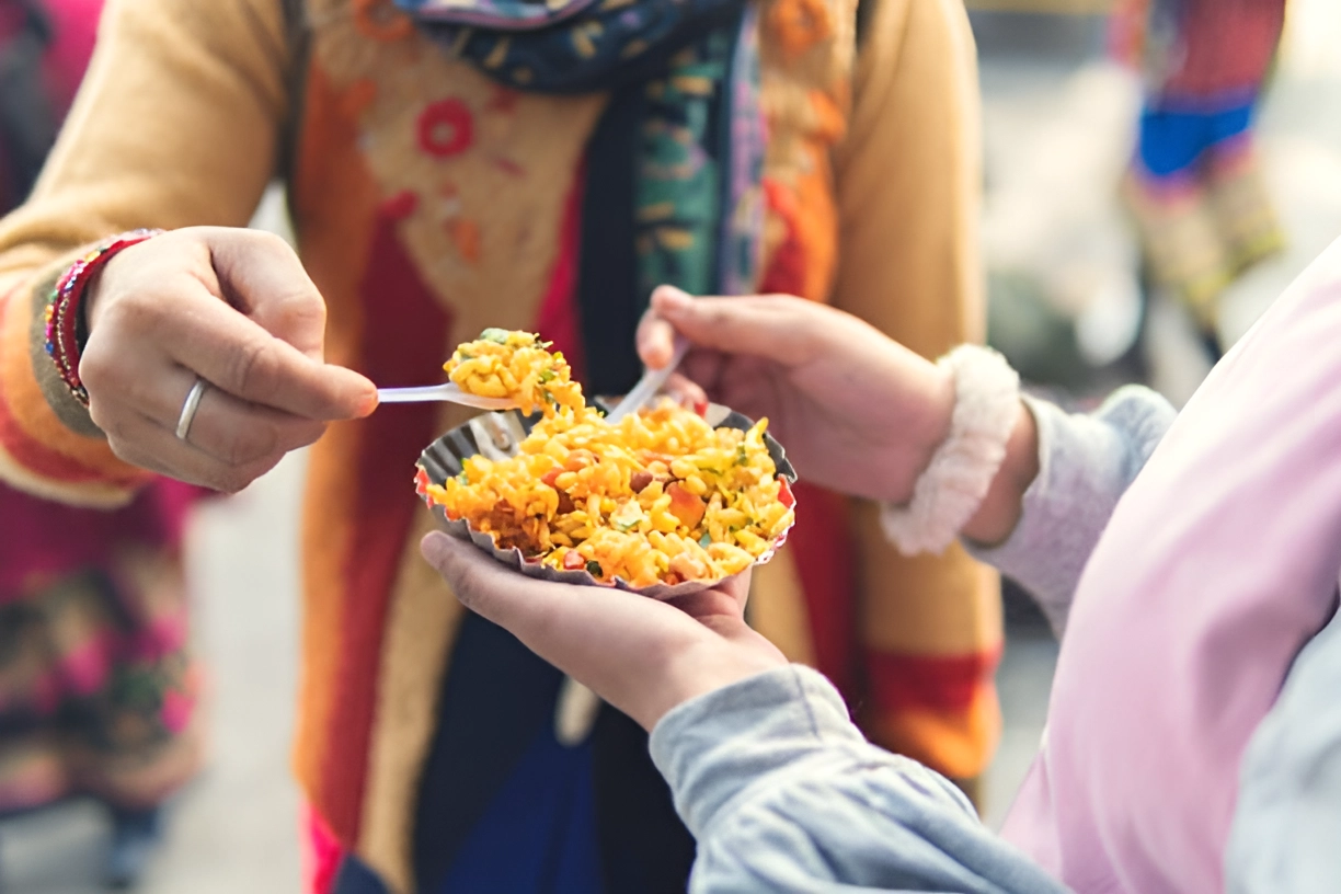 delicious Indian street food dishes