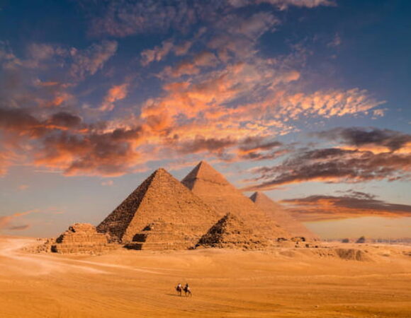 Exploring Ancient Wonders: Top Historical Places to Visit in Egypt