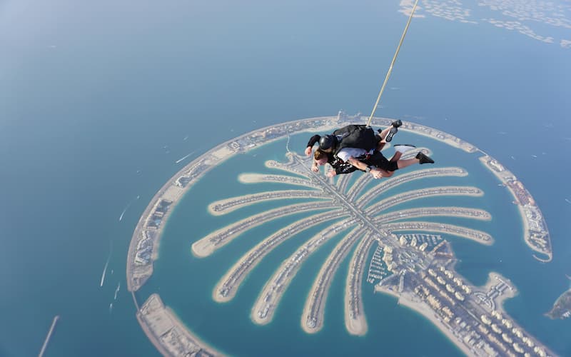 Best time to skydive in Dubai