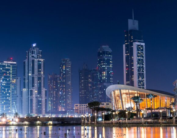 What to Expect on Your First Dubai Traditional City Tour